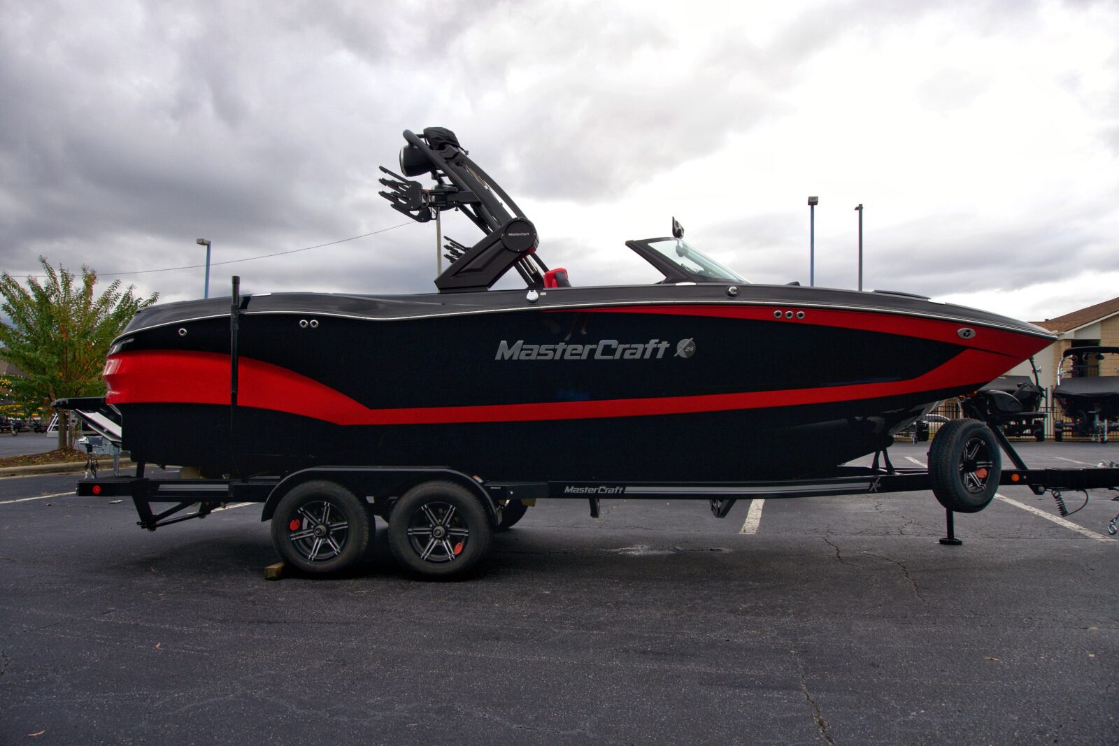 2024 MasterCraft X24 [7] 1M25092 BM